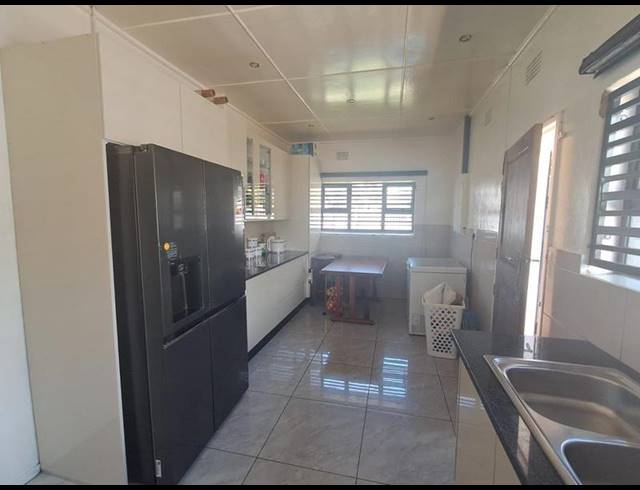 3 BEDROOM PROPERTY TO RENT IN COMET